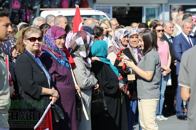 Akhisar'da 19 Eylül Gaziler günü törenle kutlandı 83