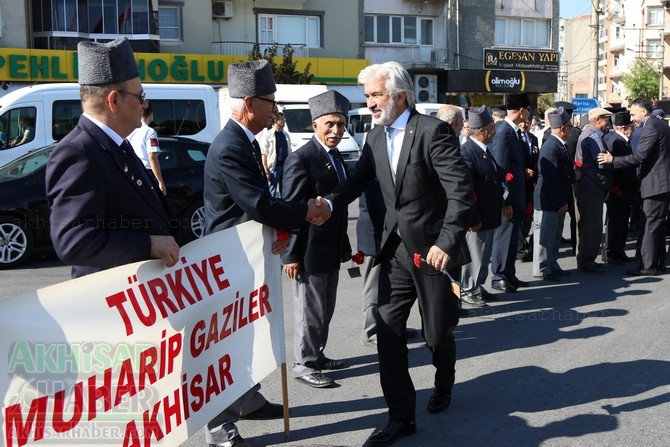 Akhisar'da 19 Eylül Gaziler günü törenle kutlandı 95