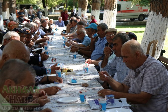 Akhisarlı Gaziler, protokol üyelerini kabul etti 15