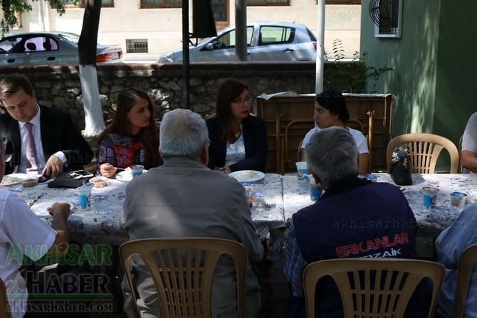 Akhisarlı Gaziler, protokol üyelerini kabul etti 17