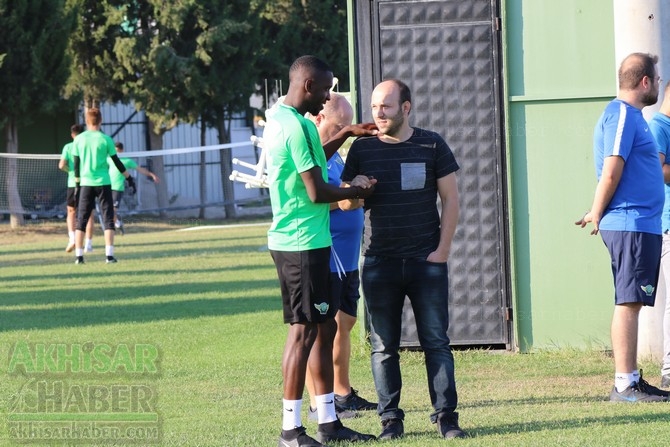 Akhisarspor Teknik Heyeti, Krasnodar maçı öncesi değerlendirmelerde bulu 19