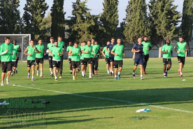 Akhisarspor Teknik Heyeti, Krasnodar maçı öncesi değerlendirmelerde bulu 28