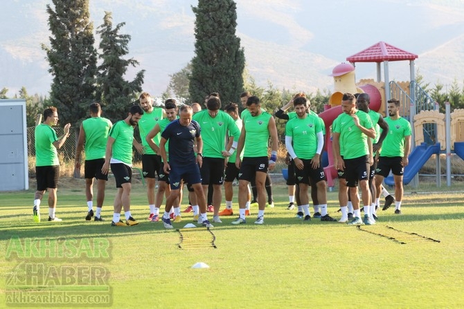 Akhisarspor Teknik Heyeti, Krasnodar maçı öncesi değerlendirmelerde bulu 34