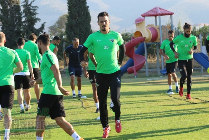 Akhisarspor Teknik Heyeti, Krasnodar maçı öncesi değerlendirmelerde bulu 42