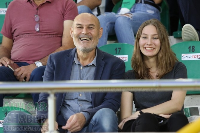 Akhisarspor, Krasnodar maçı öncesi Spor Toto Akhisar Belediye Stadyumund 10