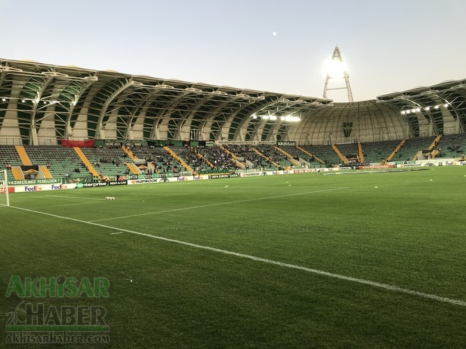 Akhisarspor, Krasnodar maçı öncesi Spor Toto Akhisar Belediye Stadyumund 13