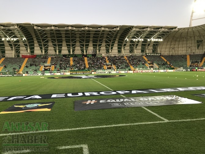 Akhisarspor, Krasnodar maçı öncesi Spor Toto Akhisar Belediye Stadyumund 31