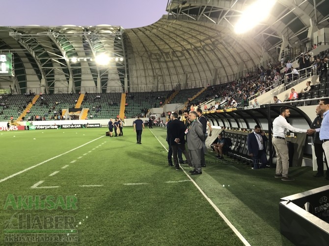 Akhisarspor, Krasnodar maçı öncesi Spor Toto Akhisar Belediye Stadyumund 32