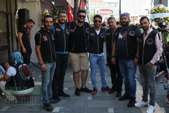 Akhisar Motor Kulübü AkhisaRides açılış töreni renkli görüntülere sahne  49