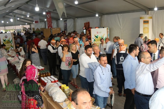 Akhisar Belediyesi Hemşehri Dernekleri 1.Kültür Buluşmasından geri kalan 5