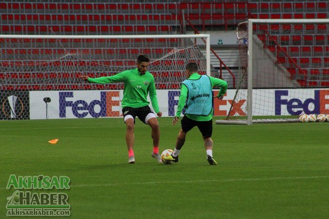 Standard Liege - Akhisarspor maçı hangi kanalda, saat kaçta? 5