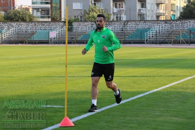 Akhisarspor, şehir stadyumunda çalışmalarını sürdürdü 6