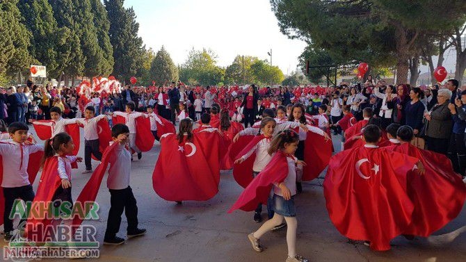 Halil Mandacı ilkokulunda 29 Ekim coşkusu 26