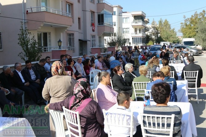 Akhisar Gülen Yüzler Özel Eğitim ve Rehabilitasyon Merkezi açılışından o 4