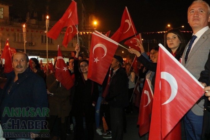 Cumhuriyet Bayramı 95.yıl fener alayı 107