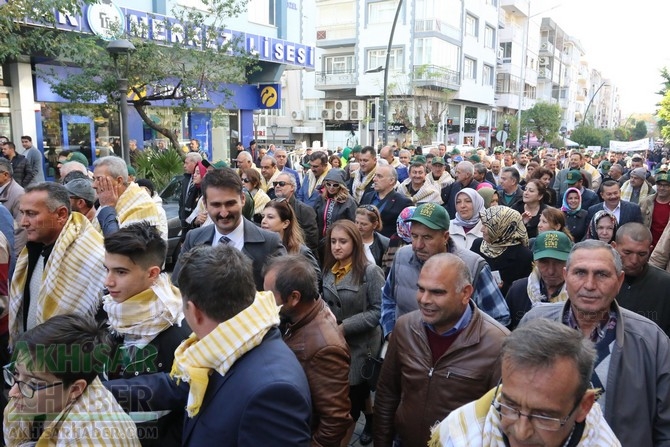 Akhisar'da Dünya zeytin Günü yürüyüşü renkli görüntülere sahne oldu 22