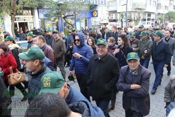 Akhisar'da Dünya zeytin Günü yürüyüşü renkli görüntülere sahne oldu 35