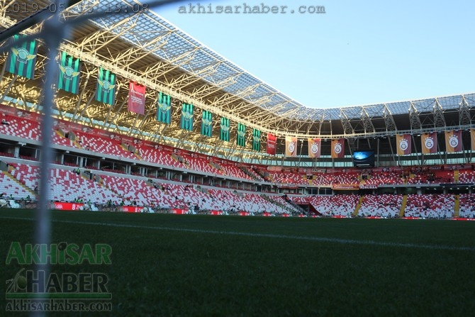 Ziraat Türkiye Kupası Final maçı öncesi Yeni 4 Eylül Sivas Stadyumu hazı 25