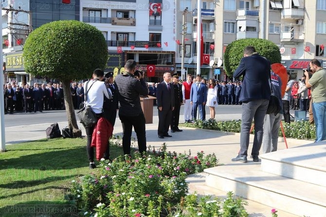 Cumhuriyet Bayramı 96.yıl Atatürk anıtı çelenk sunma töreni 7