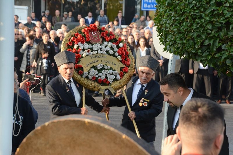 10 Kasım Atatürk'ü Anma Günü Çelenk Sunma Töreni Foto Galeri 20