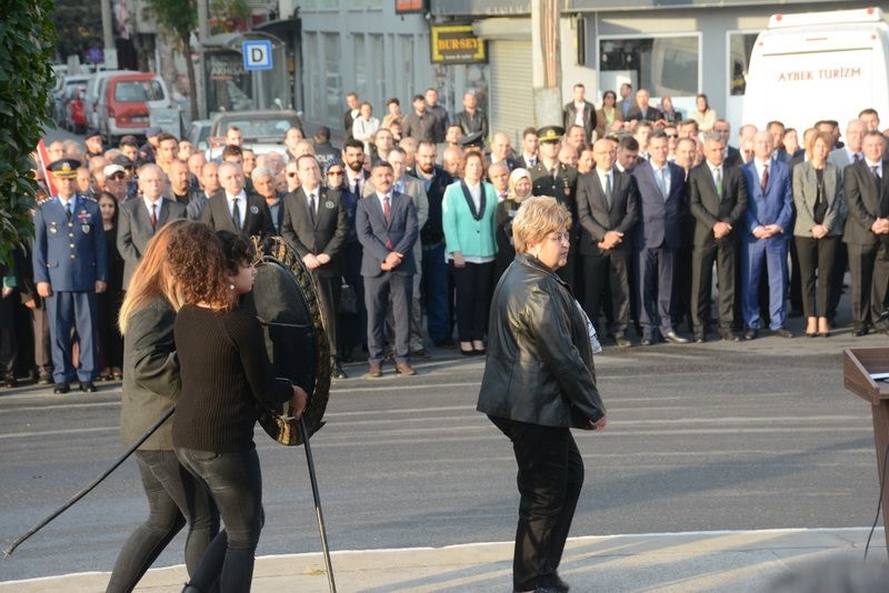 10 Kasım Atatürk'ü Anma Günü Çelenk Sunma Töreni Foto Galeri 22