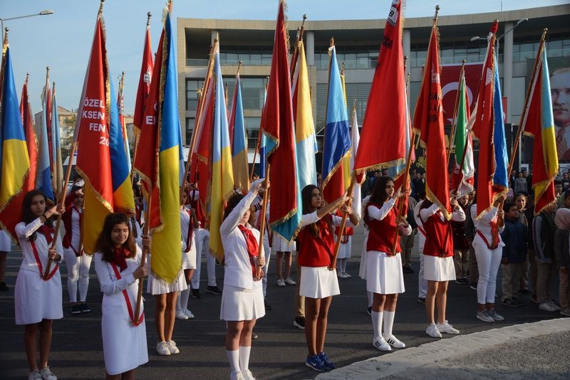 10 Kasım Atatürk'ü Anma Günü Çelenk Sunma Töreni Foto Galeri 59