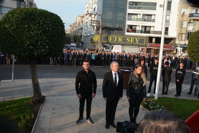 10 Kasım Atatürk'ü Anma Günü Çelenk Sunma Töreni Foto Galeri 7