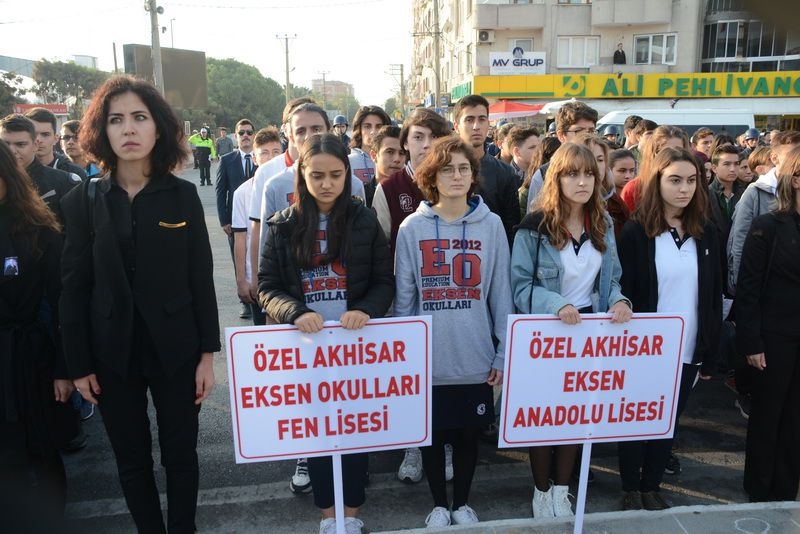 10 Kasım Atatürk'ü Anma Günü Çelenk Sunma Töreni Foto Galeri 77