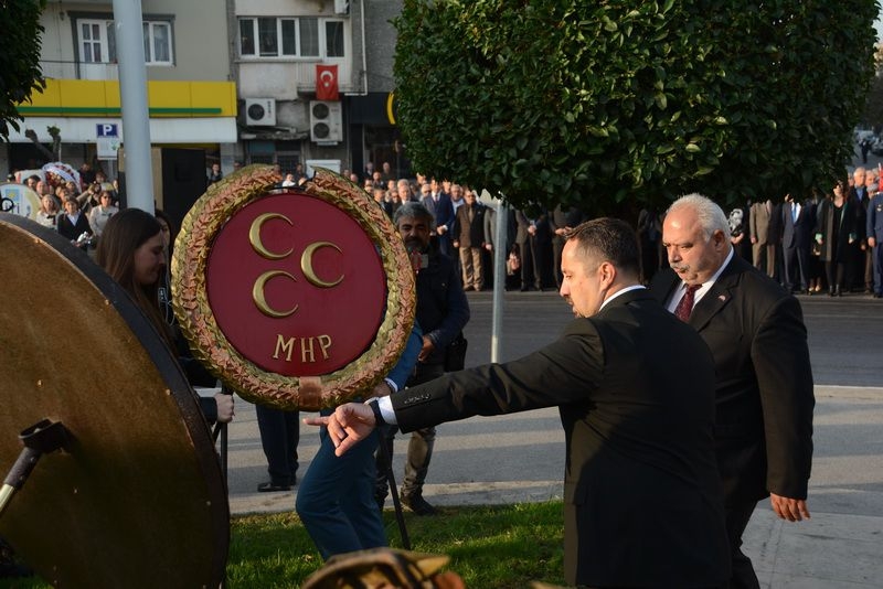 10 Kasım Atatürk'ü Anma Günü Çelenk Sunma Töreni Foto Galeri 8