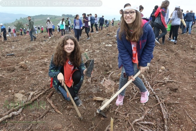 Akhisar'da 11 milyon ağaç etkinliği düzenlendi foto galerisi 104