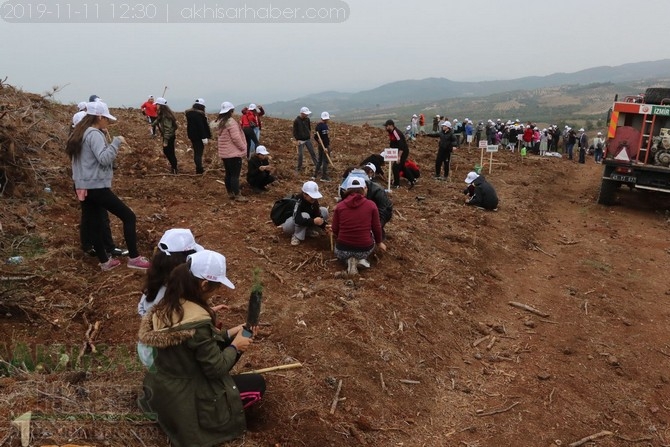 Akhisar'da 11 milyon ağaç etkinliği düzenlendi foto galerisi 118