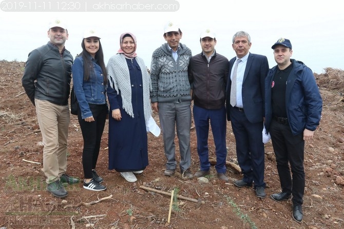 Akhisar'da 11 milyon ağaç etkinliği düzenlendi foto galerisi 130