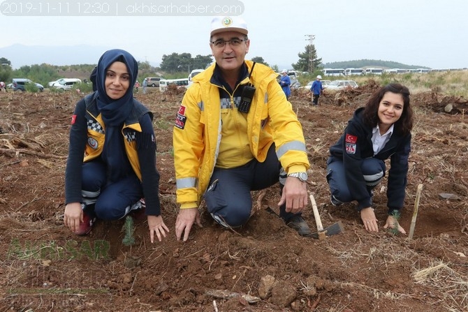 Akhisar'da 11 milyon ağaç etkinliği düzenlendi foto galerisi 139