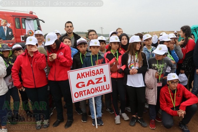 Akhisar'da 11 milyon ağaç etkinliği düzenlendi foto galerisi 40