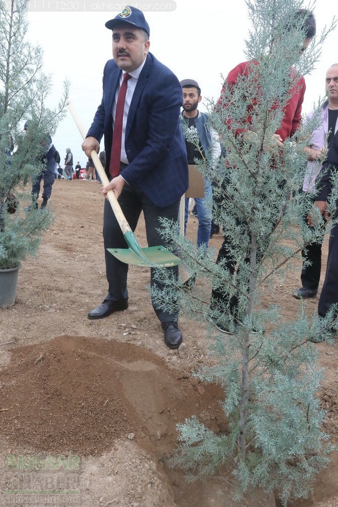 Akhisar'da 11 milyon ağaç etkinliği düzenlendi foto galerisi 73