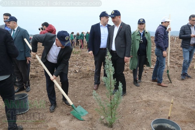 Akhisar'da 11 milyon ağaç etkinliği düzenlendi foto galerisi 82