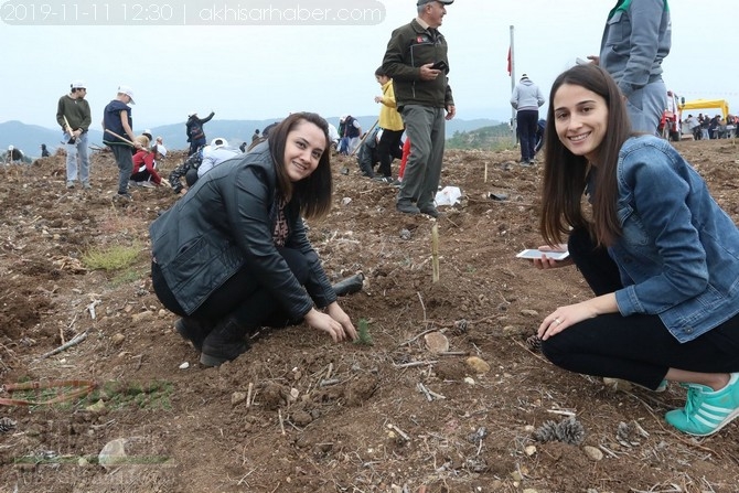 Akhisar'da 11 milyon ağaç etkinliği düzenlendi foto galerisi 86