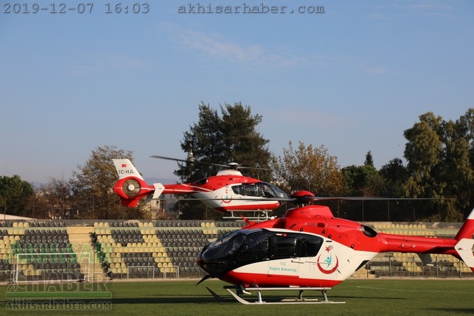 Akhisar'da hava ambulansı pilot değişimi yapıldı 11