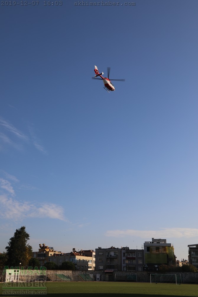 Akhisar'da hava ambulansı pilot değişimi yapıldı 16