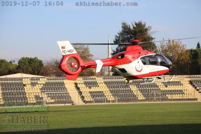 Akhisar'da hava ambulansı pilot değişimi yapıldı 21