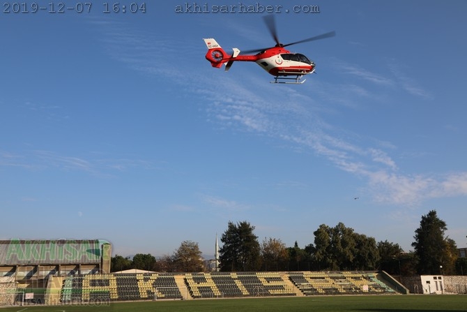 Akhisar'da hava ambulansı pilot değişimi yapıldı 24