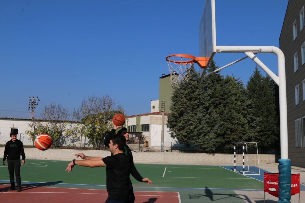 Akhisar Belediye Basket takımı, Akhisar Fen Lisesi öğrencileri ile buluş 63