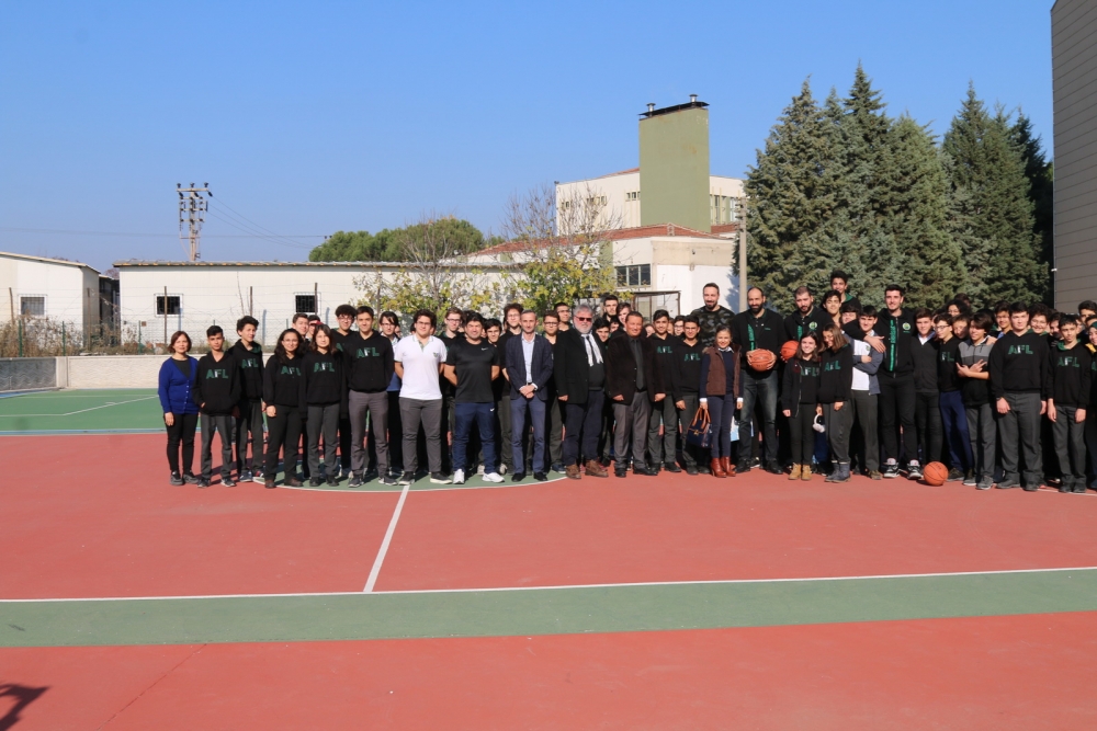 Akhisar Belediye Basket takımı, Akhisar Fen Lisesi öğrencileri ile buluş 66