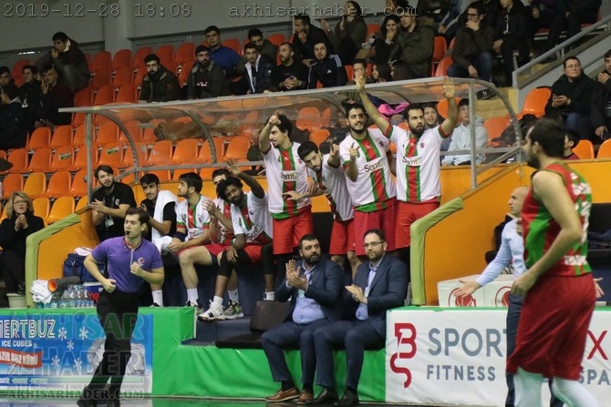 Akhisar Belediye Basket, Yalovaspor basketbol müsabakası 37