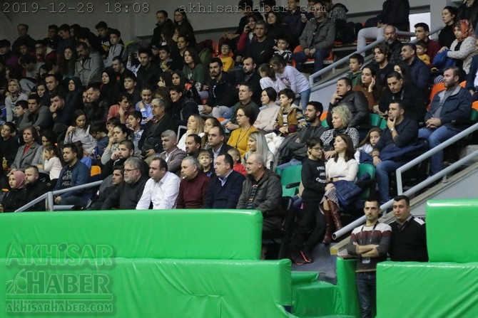 Akhisar Belediye Basket, Yalovaspor basketbol müsabakası 63