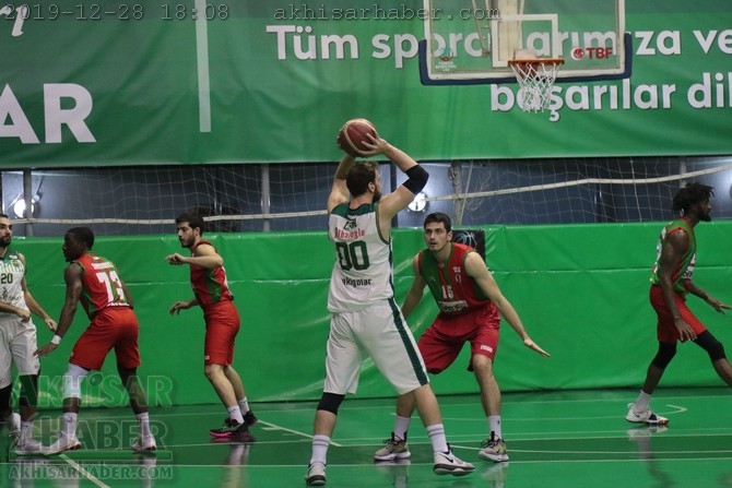 Akhisar Belediye Basket, Yalovaspor basketbol müsabakası 64