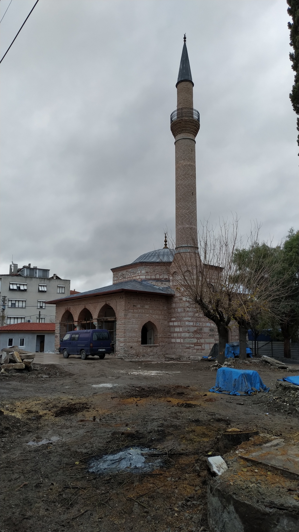 Akhisar Gülruh Yeni Camii restorasyon çalışmaları devam ediyor 13