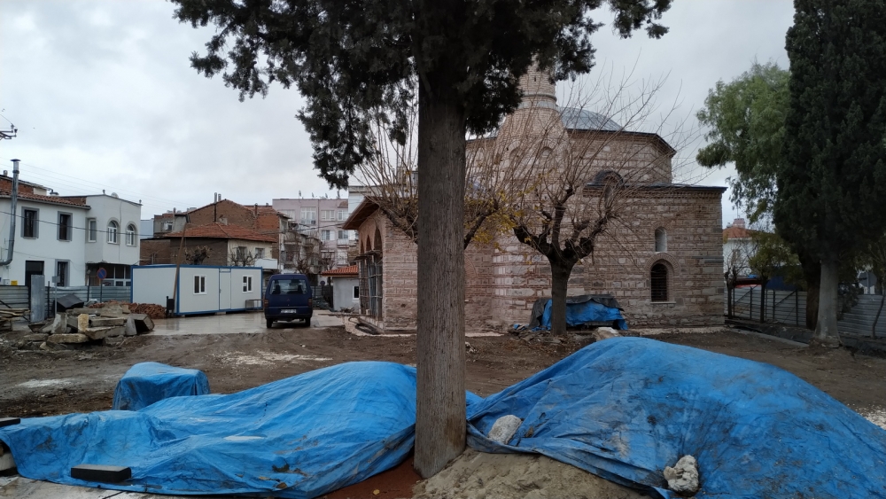 Akhisar Gülruh Yeni Camii restorasyon çalışmaları devam ediyor 7