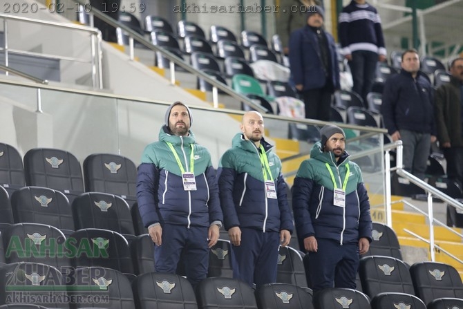 TFF 1.Lig, Akhisarspor, E.G. Menemenspor ilk devre fotoğrafları 10