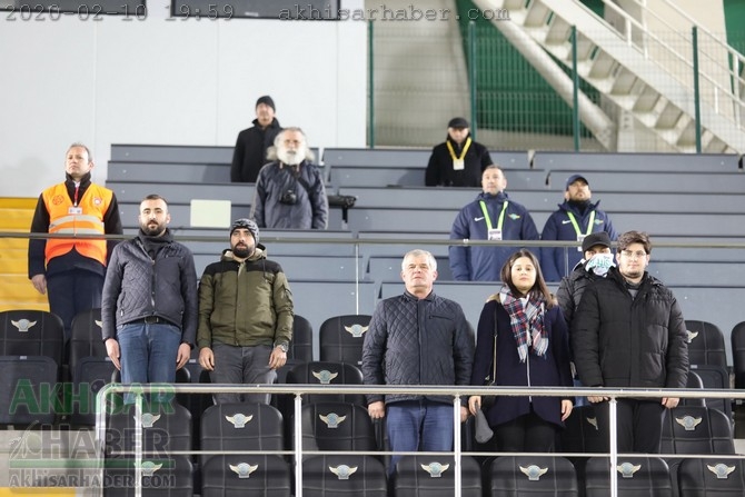 TFF 1.Lig, Akhisarspor, E.G. Menemenspor ilk devre fotoğrafları 11